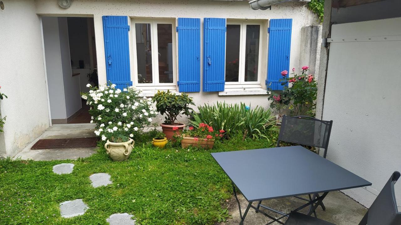 Apartamento Le 5 Guîtres Exterior foto
